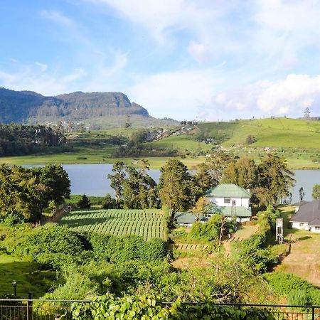 Villa Acacia Nuwara Eliya Buitenkant foto