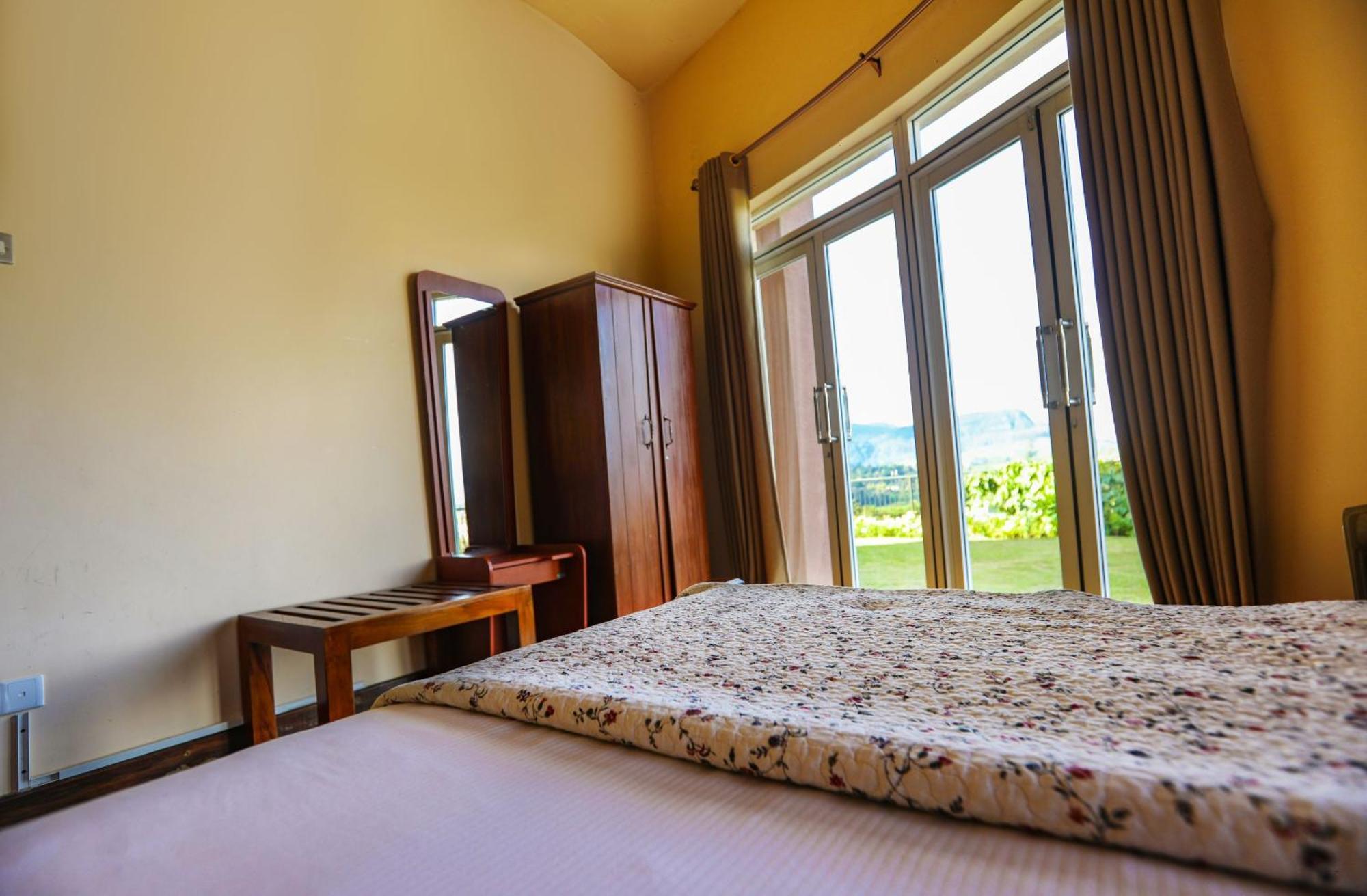 Villa Acacia Nuwara Eliya Buitenkant foto