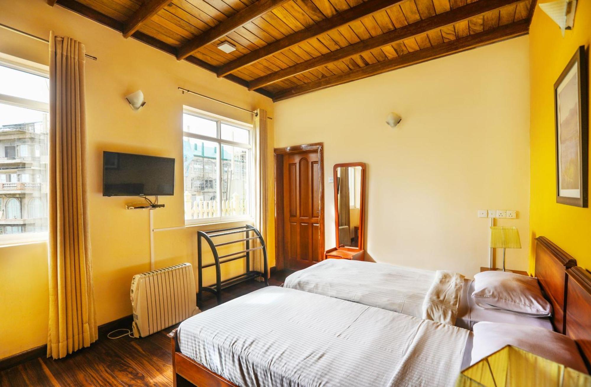 Villa Acacia Nuwara Eliya Buitenkant foto