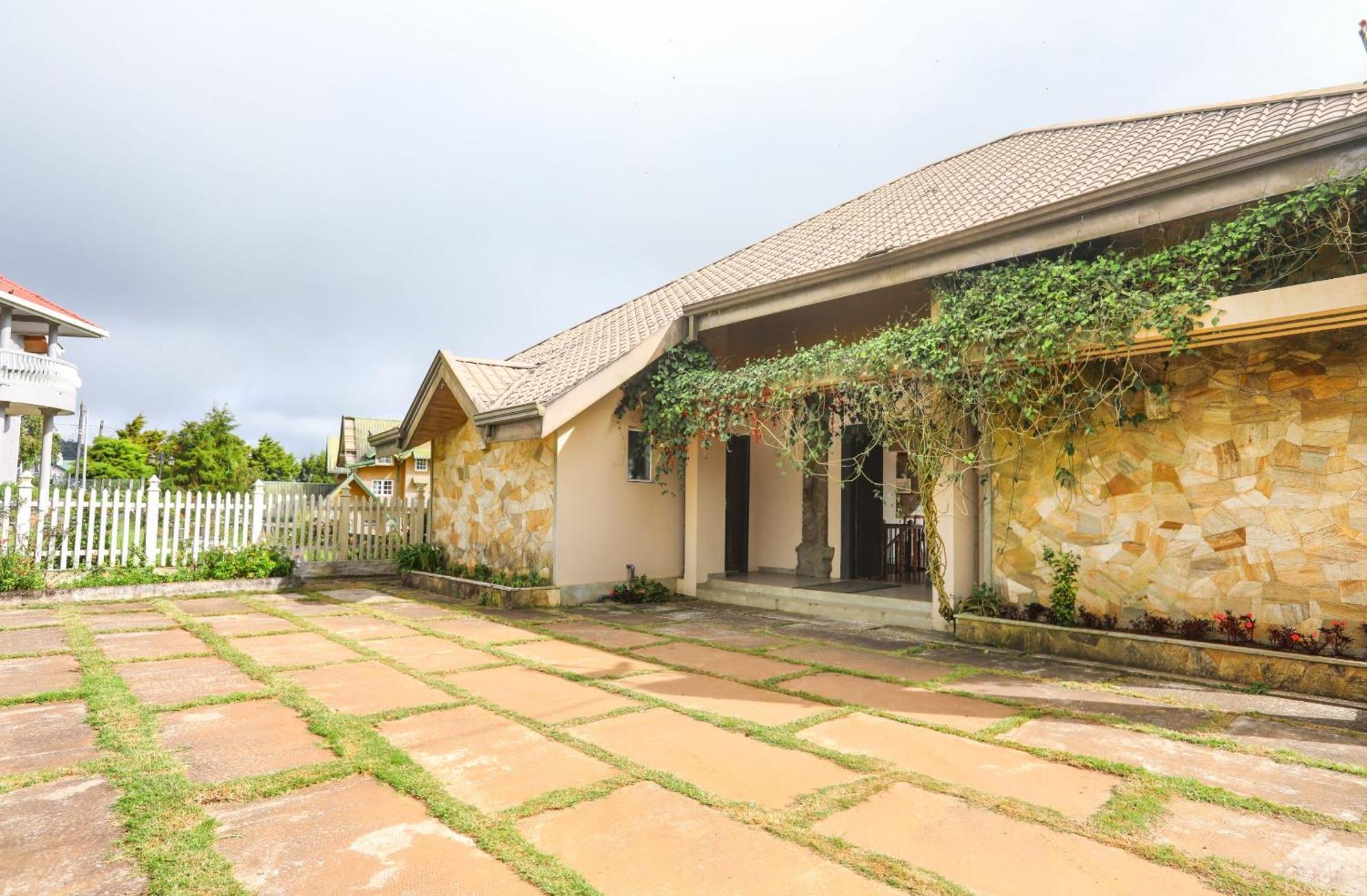 Villa Acacia Nuwara Eliya Buitenkant foto
