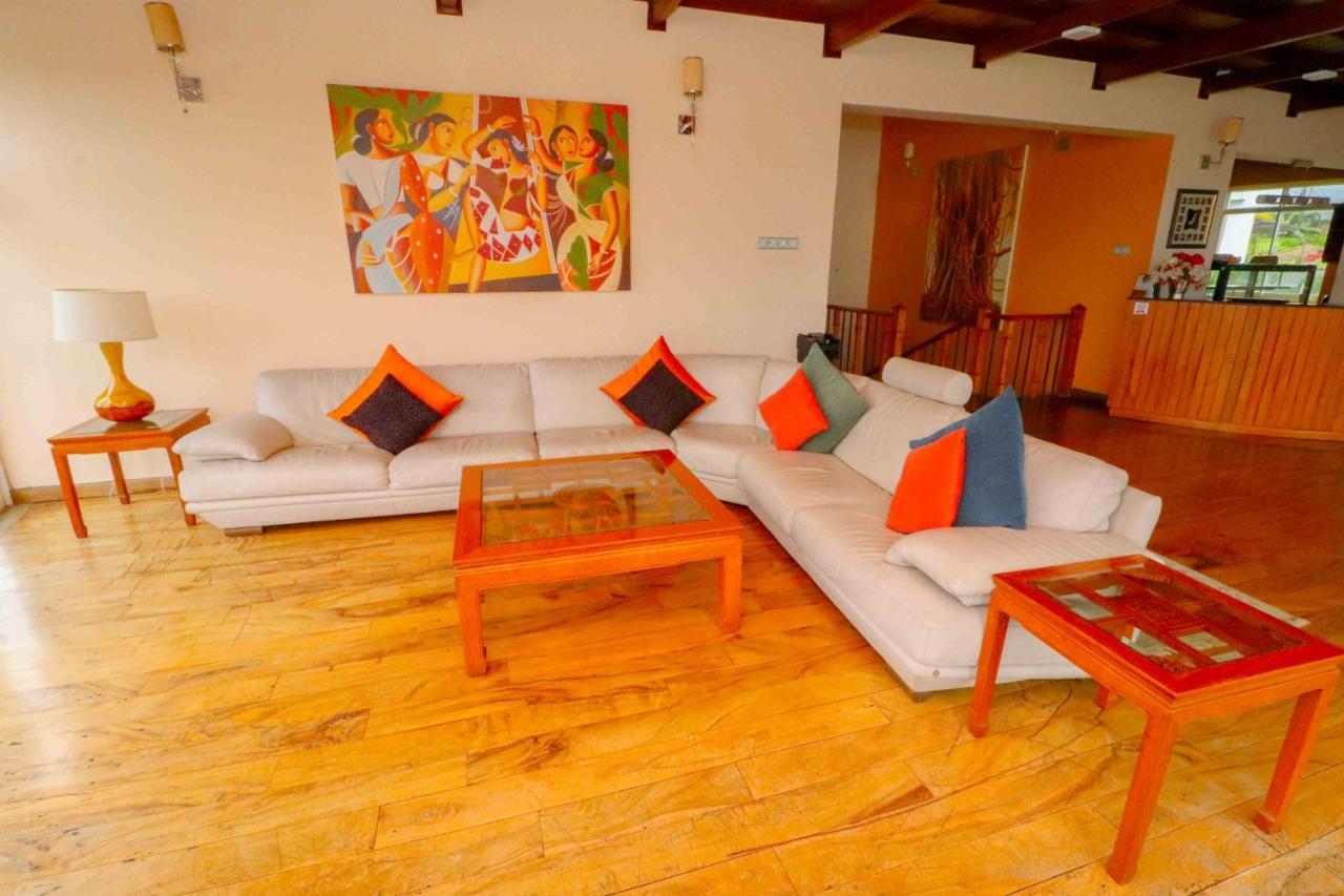 Villa Acacia Nuwara Eliya Buitenkant foto